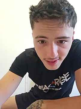 denysio89n Live XXX chat