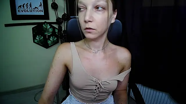 Živý XXX chat EmillyPlay