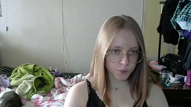 Czat XXX na żywo – WinifredLunney