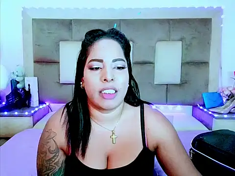 indiantopaz694u লাইভ XXX চ্যাট