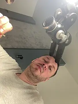 XXX chat uživo modela DorianJeday