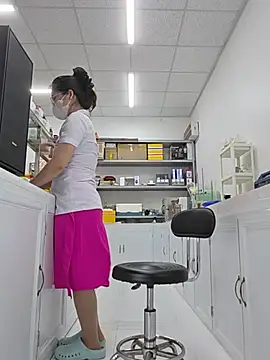HinaLovely's Live XXX Chat