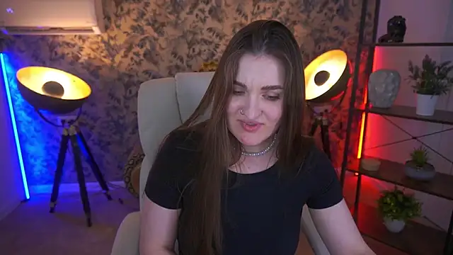 Chat XXX en directo de EmmyCharmm