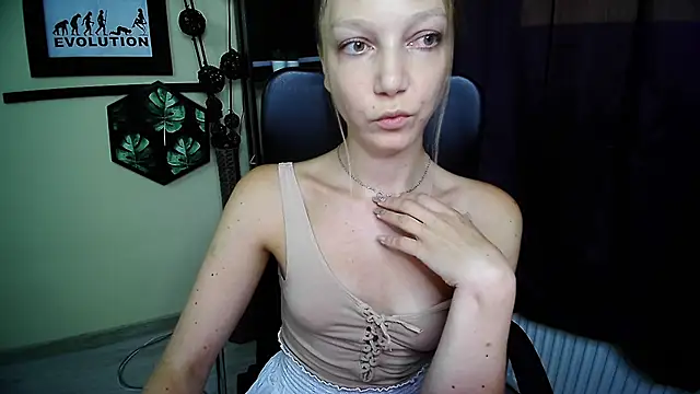 צ'אט XXX בשידור חי של EmillyPlay