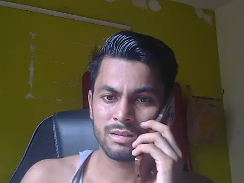 Stubborndesiboy Chat XXX in diretta