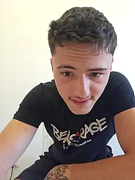 denysio89n Live XXX chat