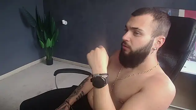 แชท XXX สดของ OscarWillss