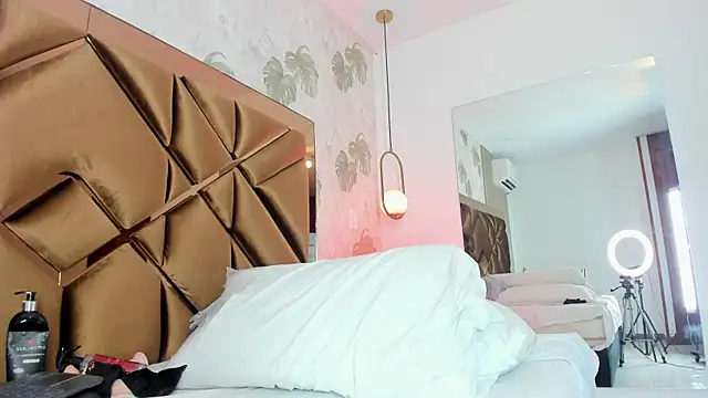 Alexa-Lynx Live XXX-Chat