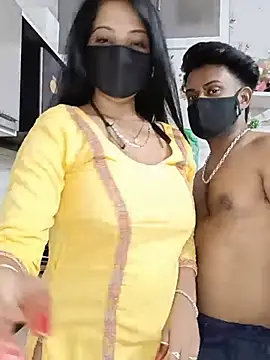 Kaur_Simran_01 লাইভ XXX চ্যাট