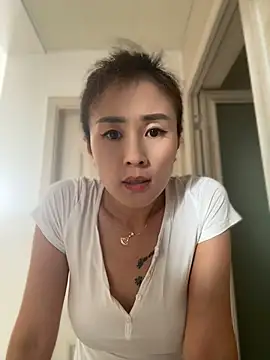 Czat XXX na żywo – okgirl_23