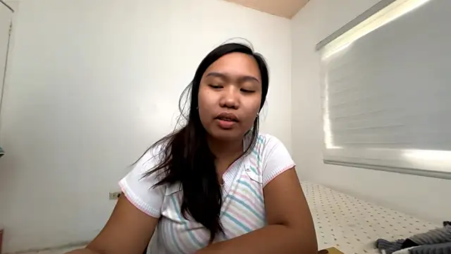 EarlineMadera's Live XXX Chat