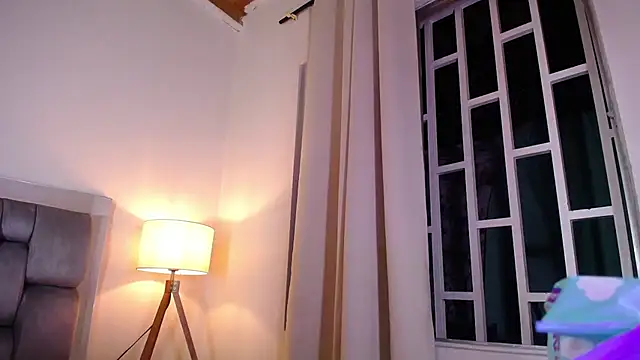 Exotic__XXX's Live XXX Chat