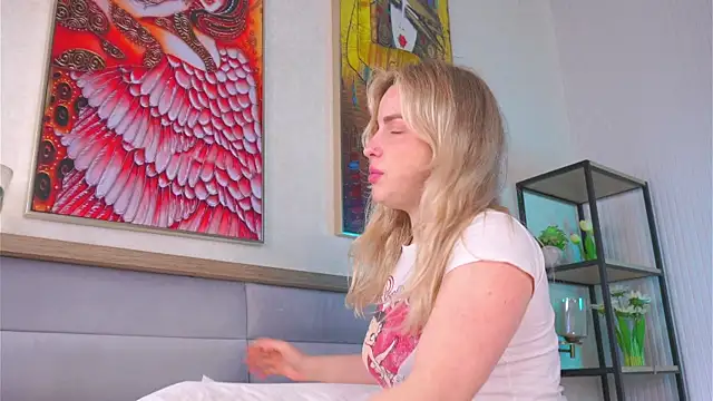 دردشة LiliBanger الجنسية المباشرة