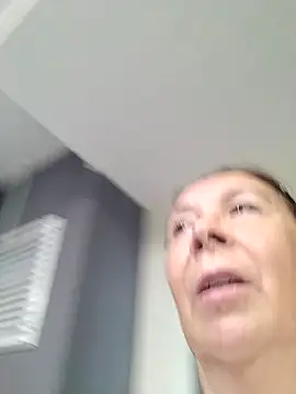 Czat XXX na żywo – Celine_Faer1