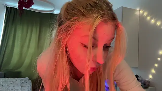Chat +18 de Fanny_Fresh ao vivo