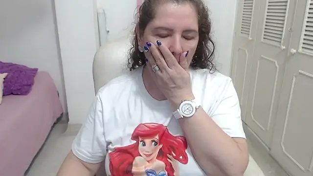 Czat XXX na żywo – leonela_69