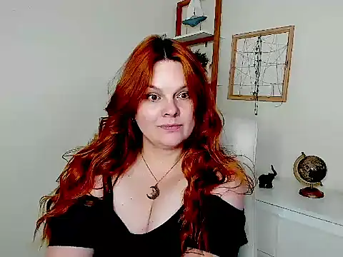 GingerKitten1: онлайн-секс-чат