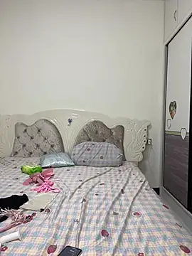 tiantian52013 Show Webcam