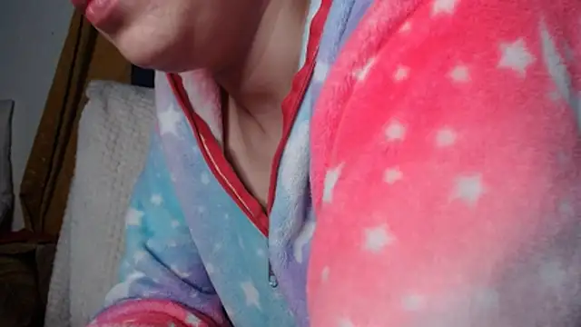 69liamilk69 Adlı Modelin Canlı XXX Sohbeti