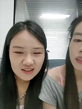 Chat XXX en directo de linlin-99