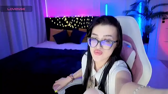 Ariella_Me 现场XXX聊天