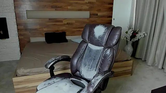 XXX chat uživo modela IvanHydee