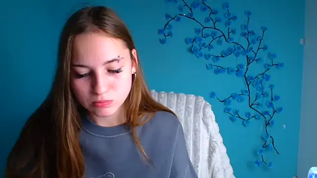 XXX chat uživo modela Holly_Mooon_