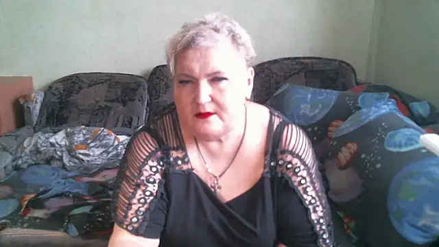 Lana555 Adlı Modelin Canlı XXX Sohbeti