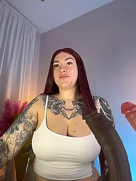 Tattitude_ Adlı Modelin Canlı XXX Sohbeti