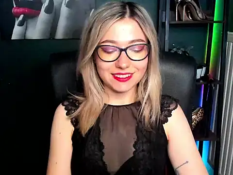 loveHeidi – Live XXX-chat