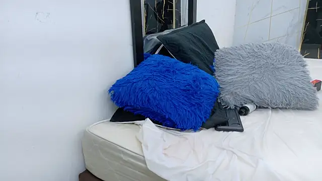 Živý XXX chat double_temptation19
