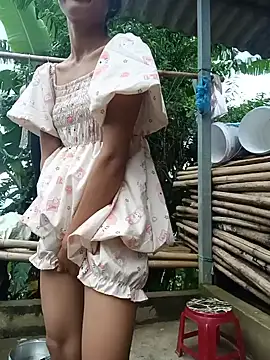 Chat XXX ao vivo de Hoa-tuylip