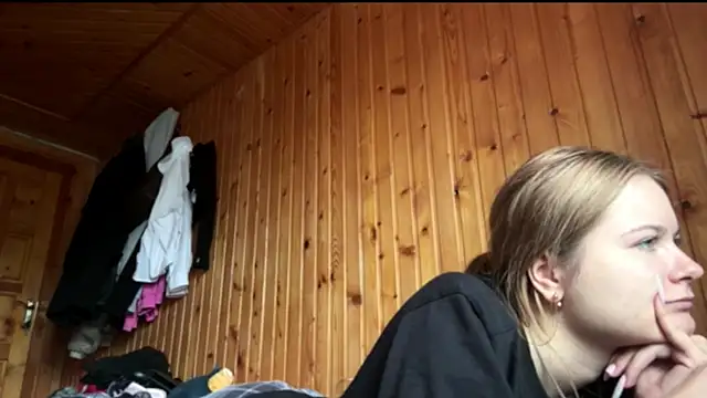 NikaLicka live XXX chat