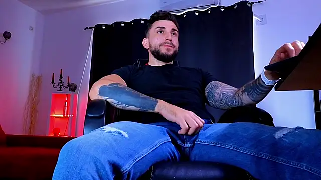 Chat XXX Live MightyAaron66
