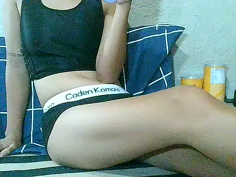 دردشة PinaySkinnyGirl الجنسية المباشرة