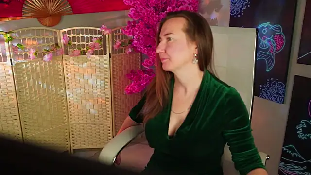 Živý XXX chat Golden_Dragon