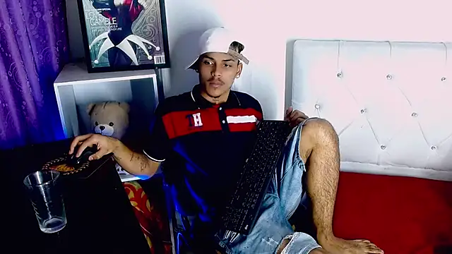 Chatroom XXX en direct de Angel_foxc13