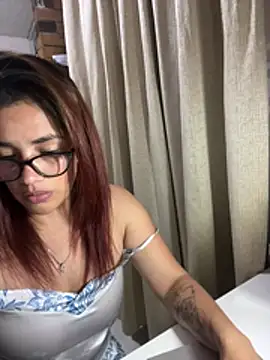 CamiGarcia1's Live XXX Chat