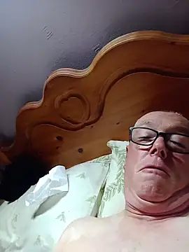 Saintbull68 Webcamshow