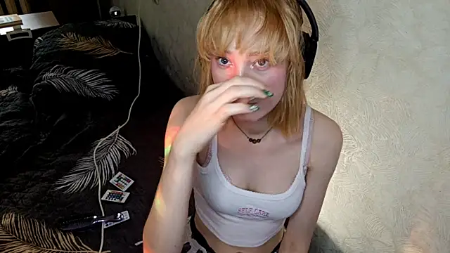 CuteLittleAngel Live XXX Chat