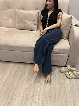 C-B-0001 Webcam Show
