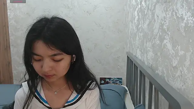 Sembang XXX Secara Langsung Shy_Kira