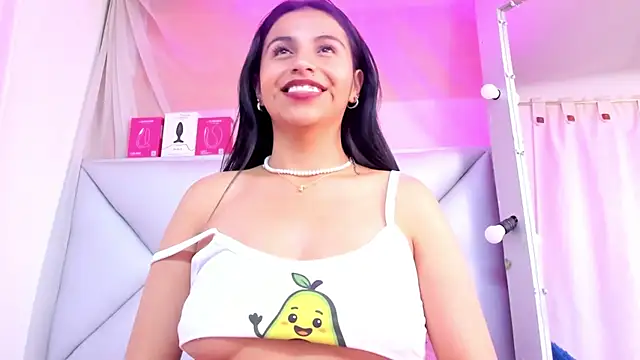 Emma_collins23 Live XXX-Chat