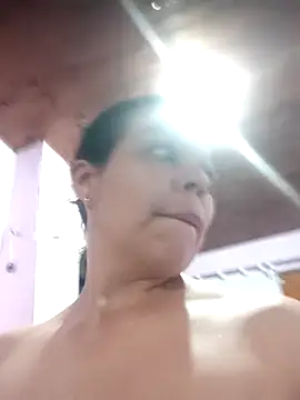 Chat XXX en directo de RossyAlvarez