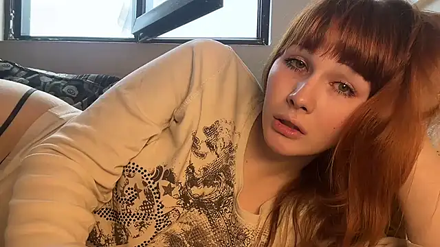 AlexaGudz Webcam show