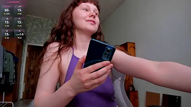 Chat XXX en directo de NikiCozy