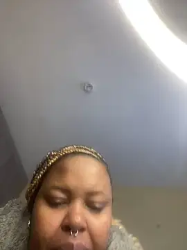 Ebony_Warlock_ 라이브 XXX 채팅