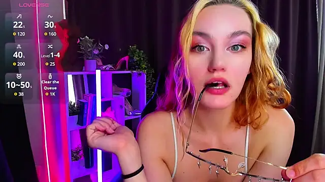 Ida_FaneStain Chat XXX in diretta