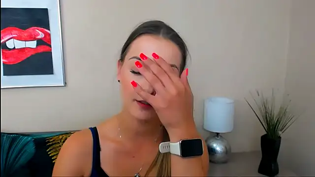 NatalieSexy Adlı Modelin Canlı XXX Sohbeti