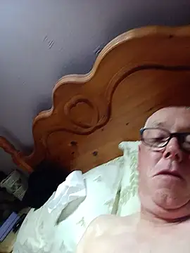 Saintbull68 Live XXX-Chat